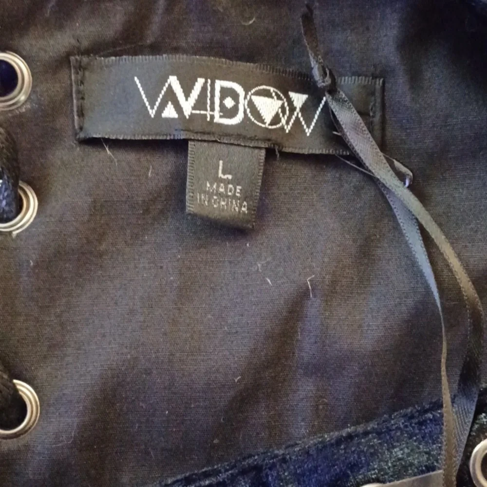 Widow black velvet corcet buckel on chest and lace in front and back LARGE - Picture 9 of 12